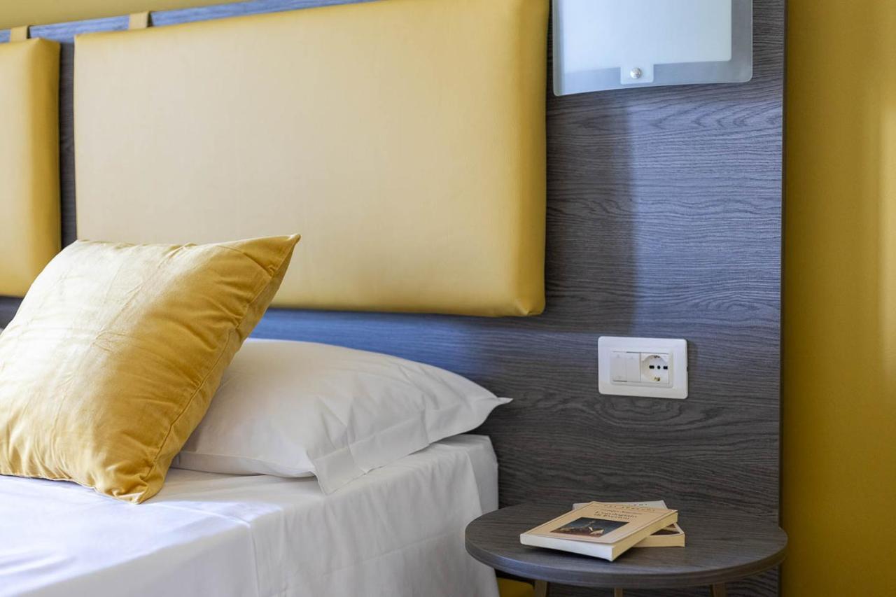 Tuscasi Aparthotel Sovicille Exteriör bild